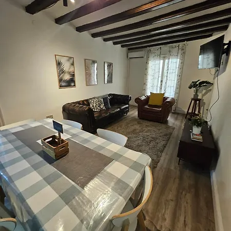 Family Flat Near Ramblas Bcn 5 *