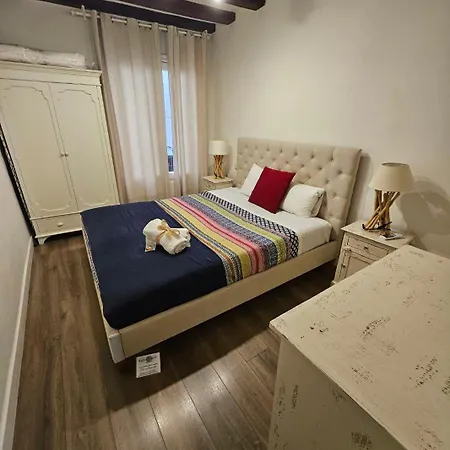 Family Flat Near Ramblas Bcn 5 Apartment *