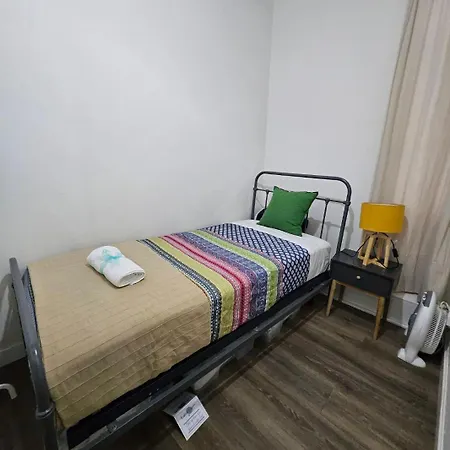 Family Flat Near Ramblas Bcn 5 *